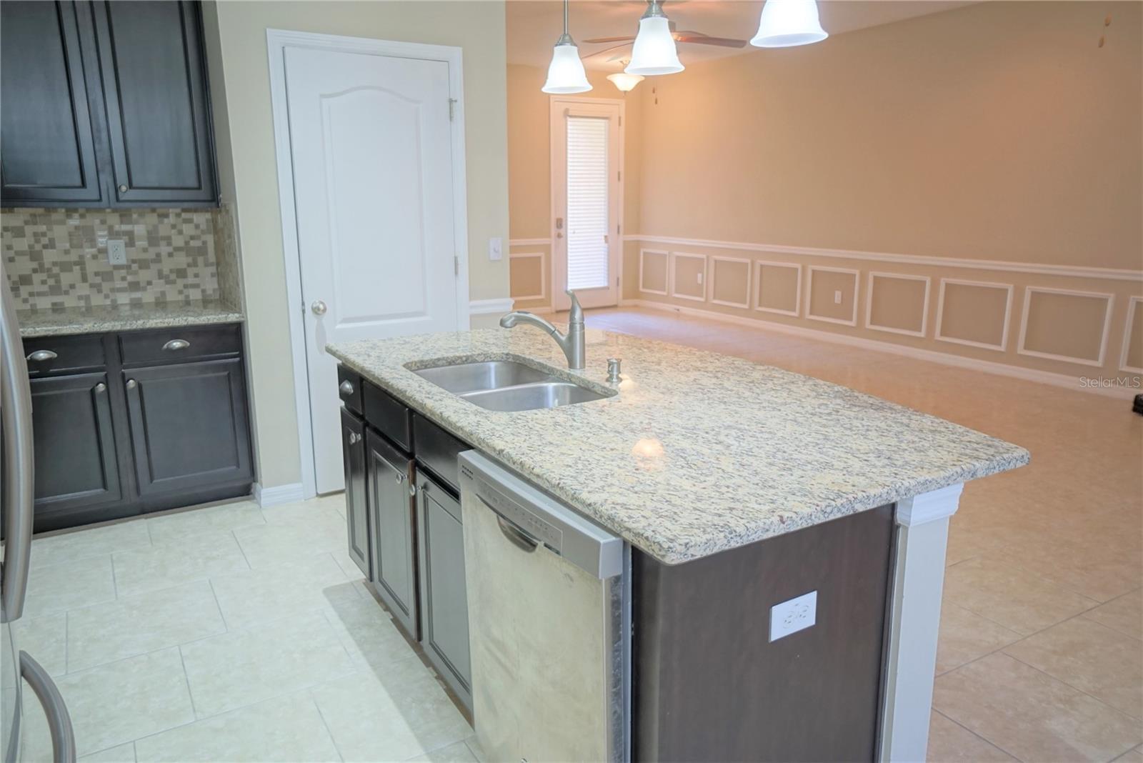CREEKS OF CITRUS PARK - Residential Lease