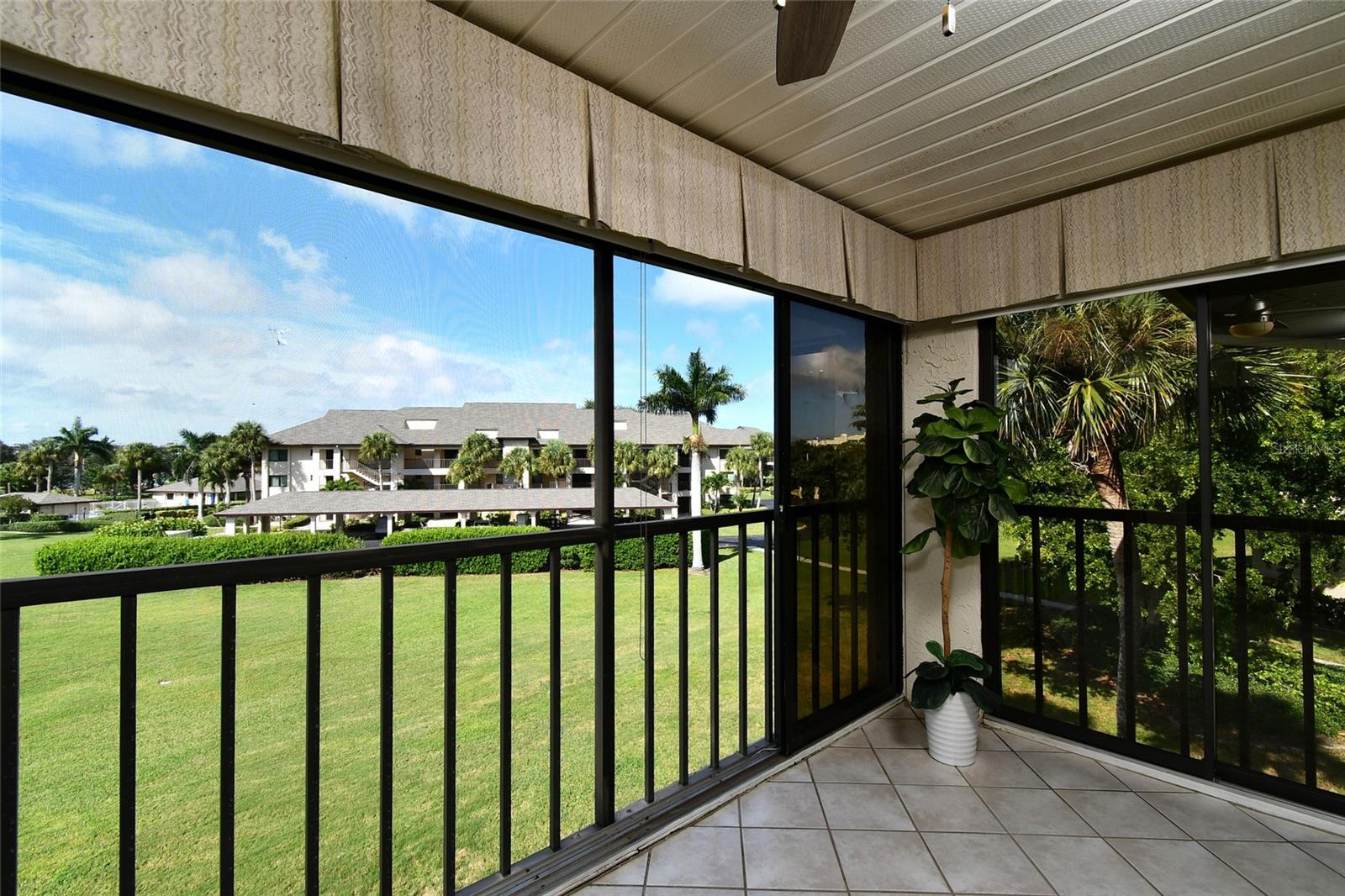 COMMODORE CLUB CONDO - Residential