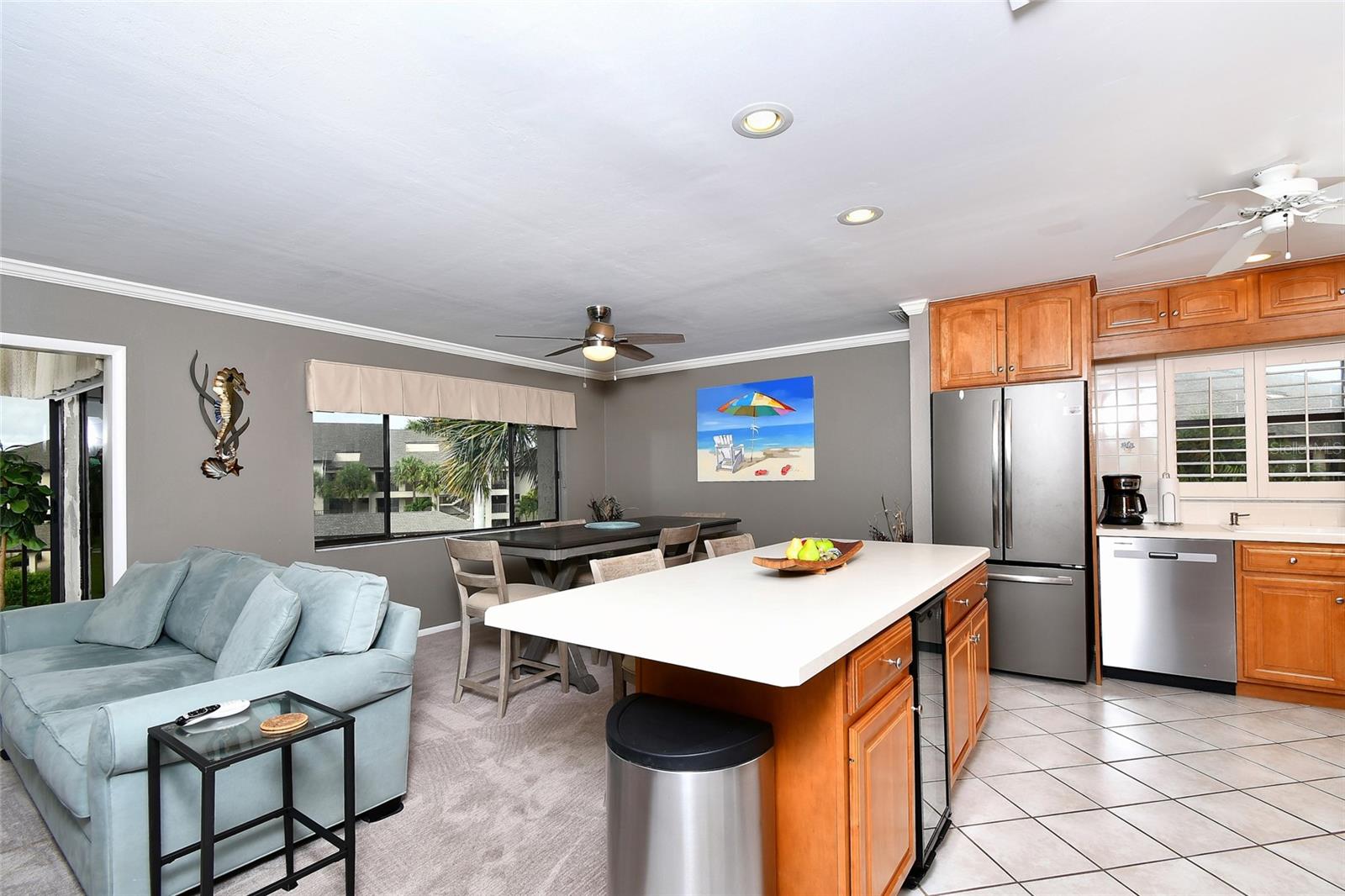 COMMODORE CLUB CONDO - Residential