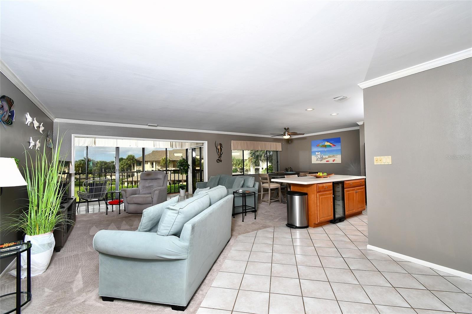 COMMODORE CLUB CONDO - Residential