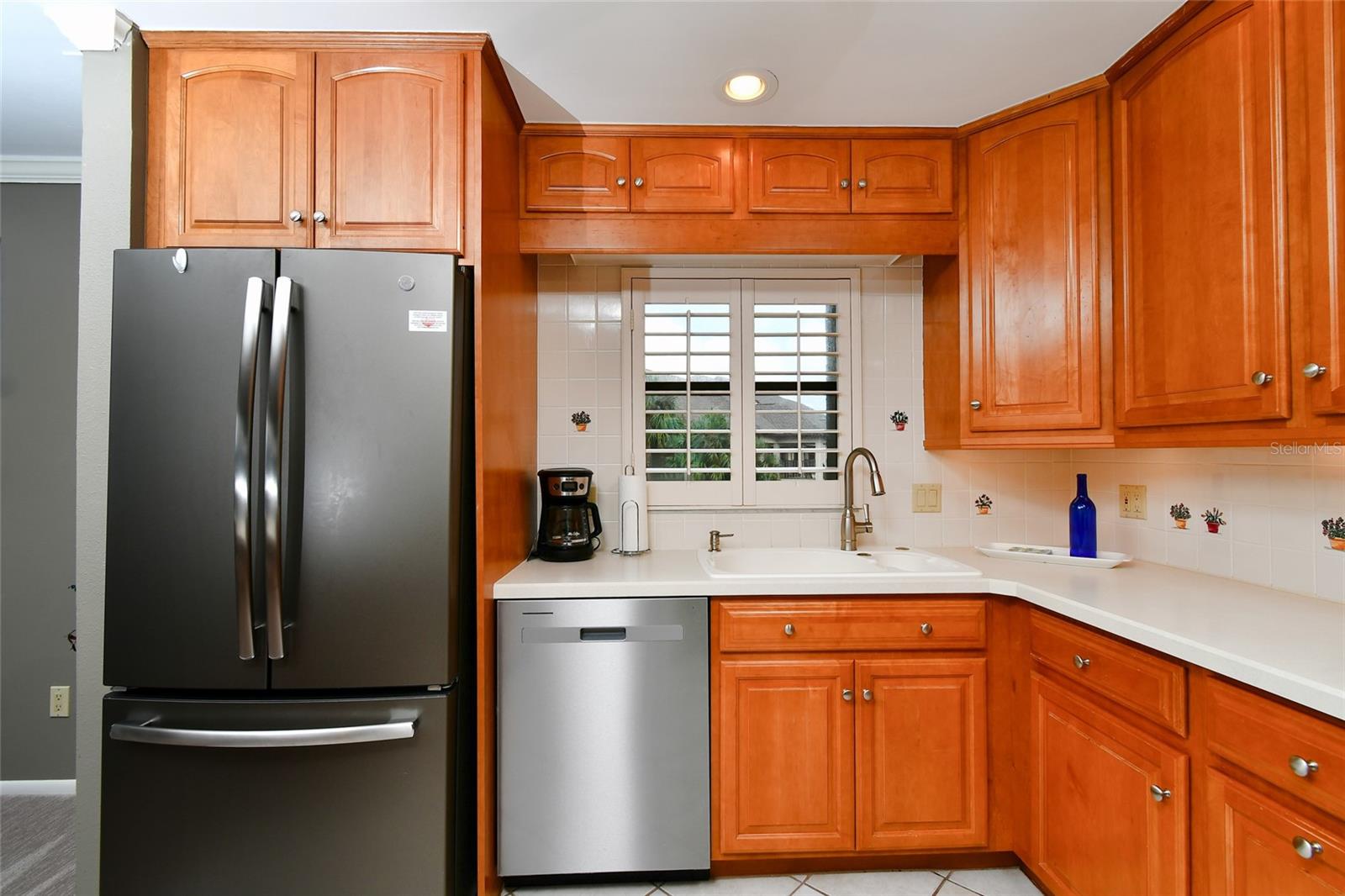 COMMODORE CLUB CONDO - Residential