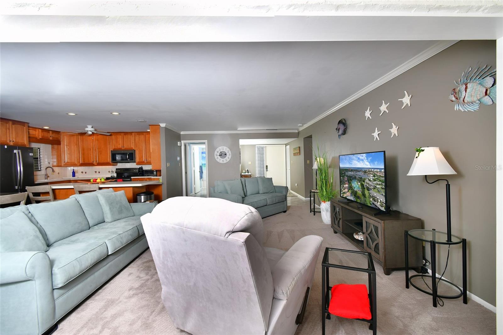 COMMODORE CLUB CONDO - Residential