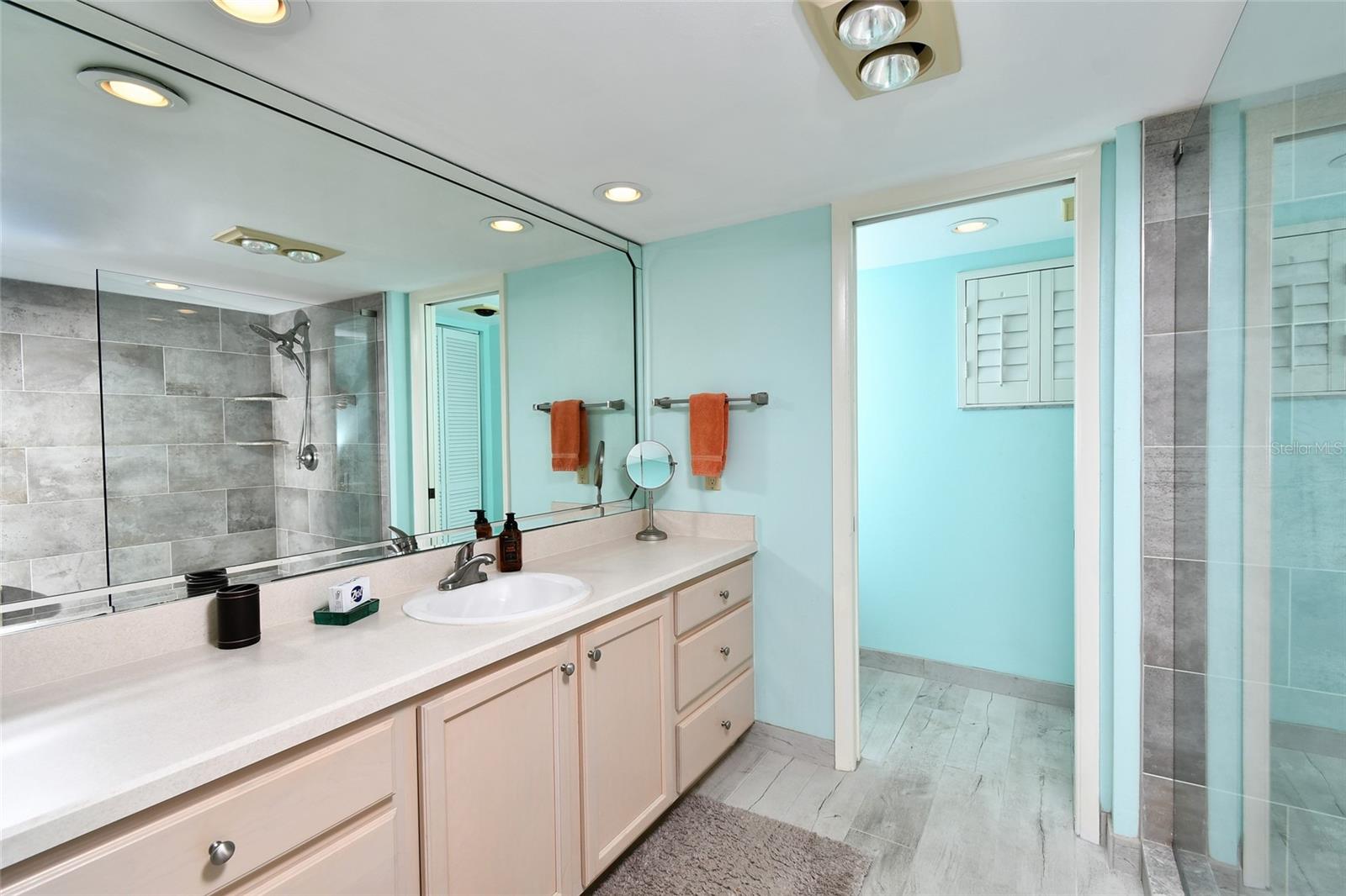 COMMODORE CLUB CONDO - Residential
