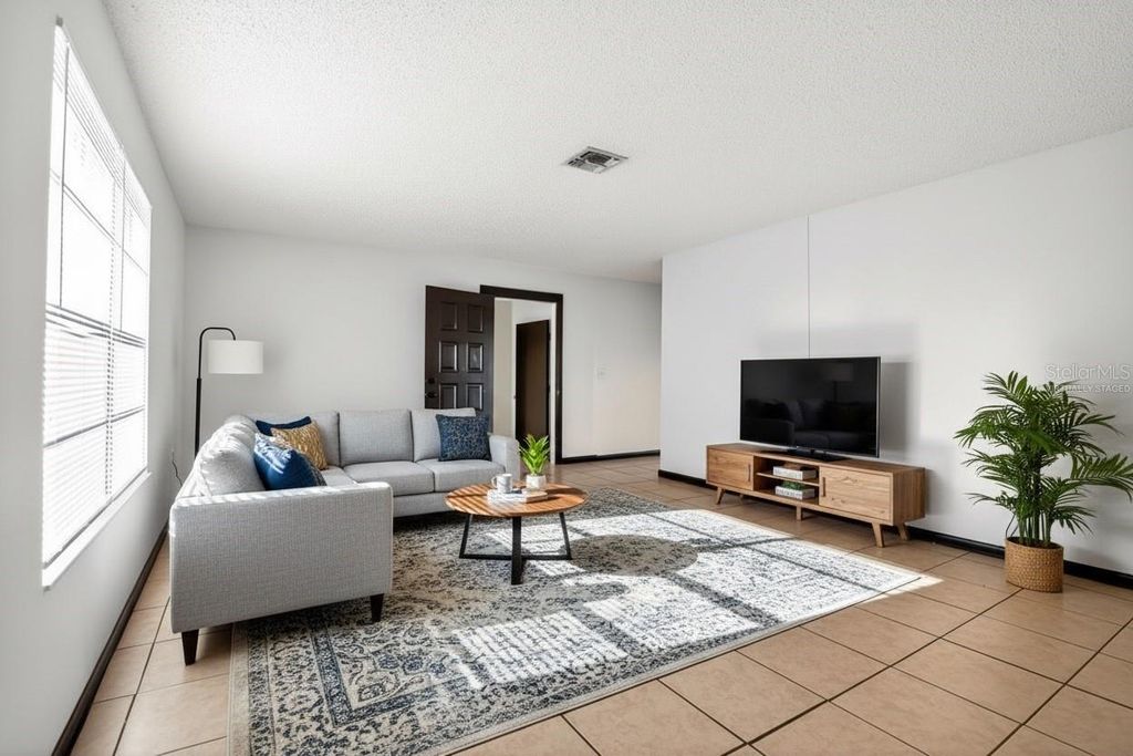 Photo of 8800 SE 89th Place, Ocala, FL 34472 (MLS # O6400547)