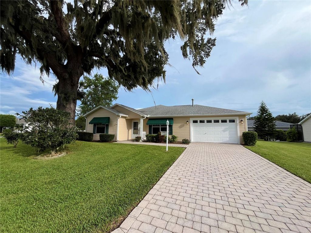 Photo of 9230 SE 179th Wesley Street, The Villages, FL 32162 (MLS # O6342467)