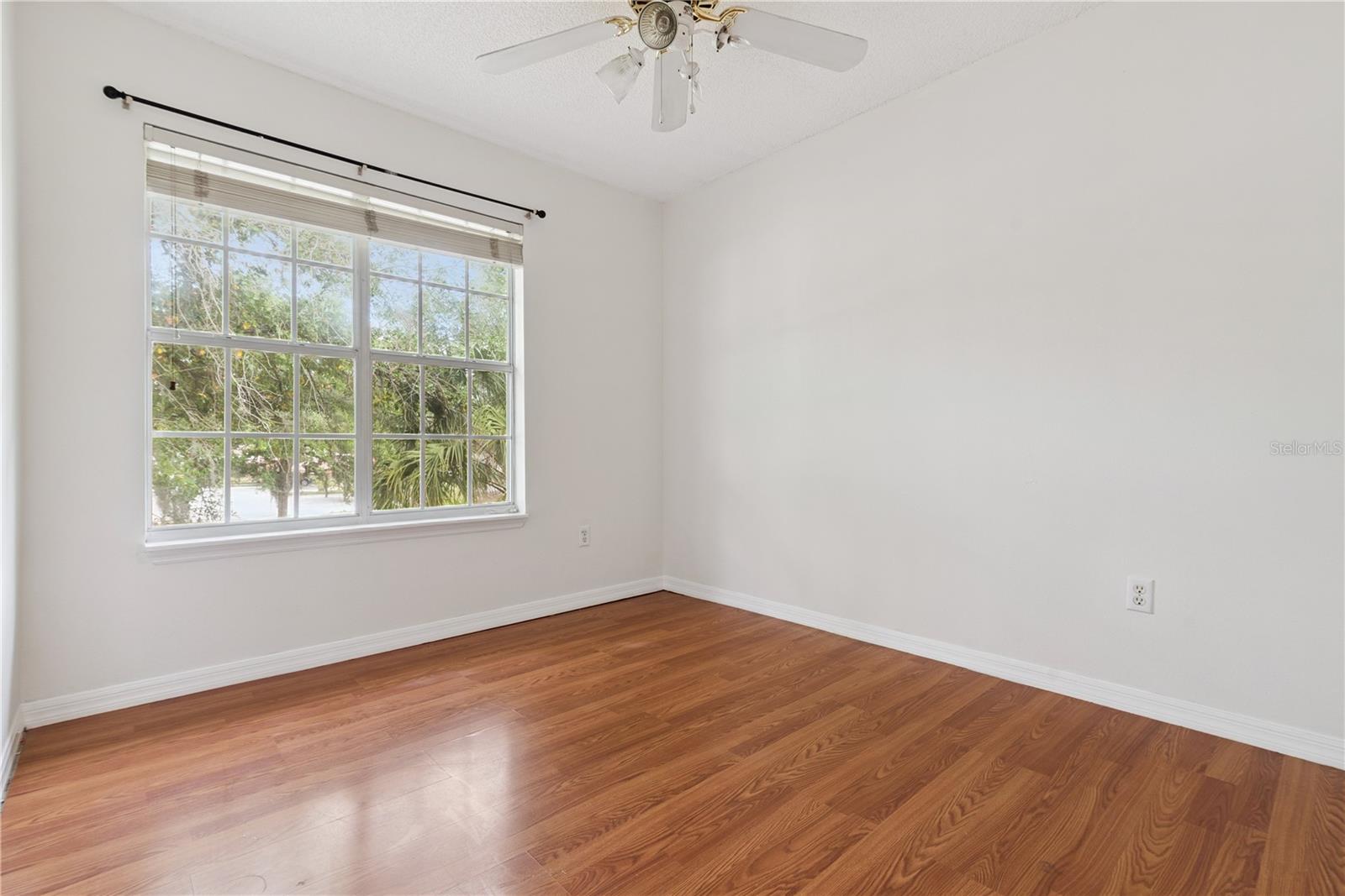 OAK HARBOUR SEC 4 - Residential