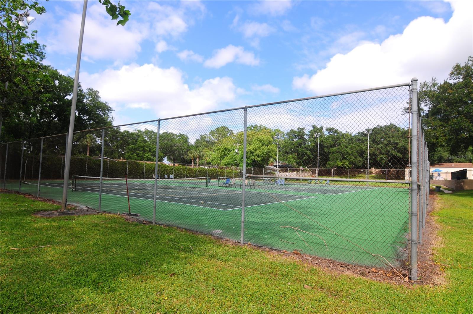 OAK HARBOUR SEC 4 - Residential