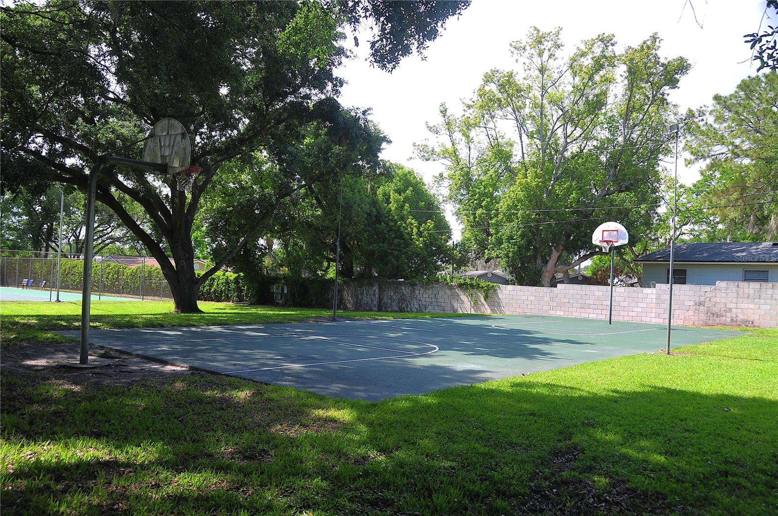 OAK HARBOUR SEC 4 - Residential