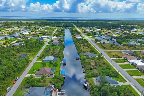 A home in PORT CHARLOTTE