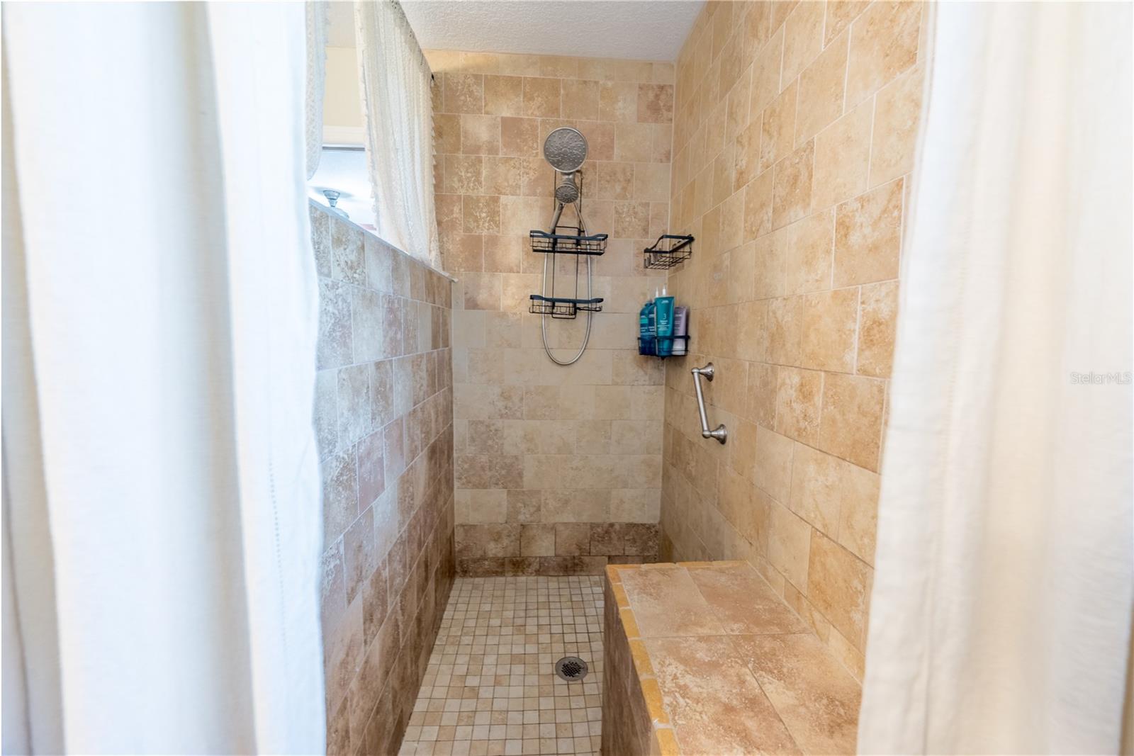 FOX GROVE FARMS - Residential