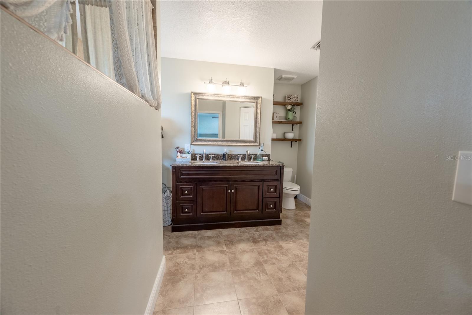 FOX GROVE FARMS - Residential