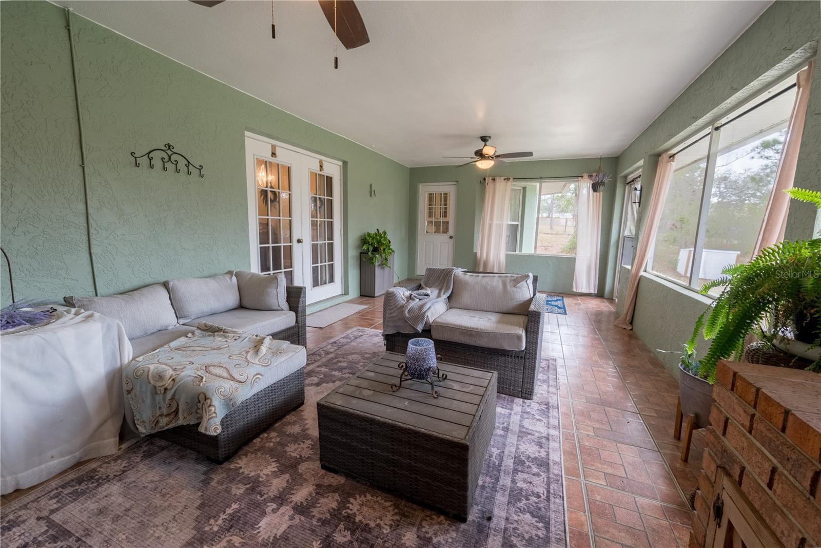 FOX GROVE FARMS - Residential