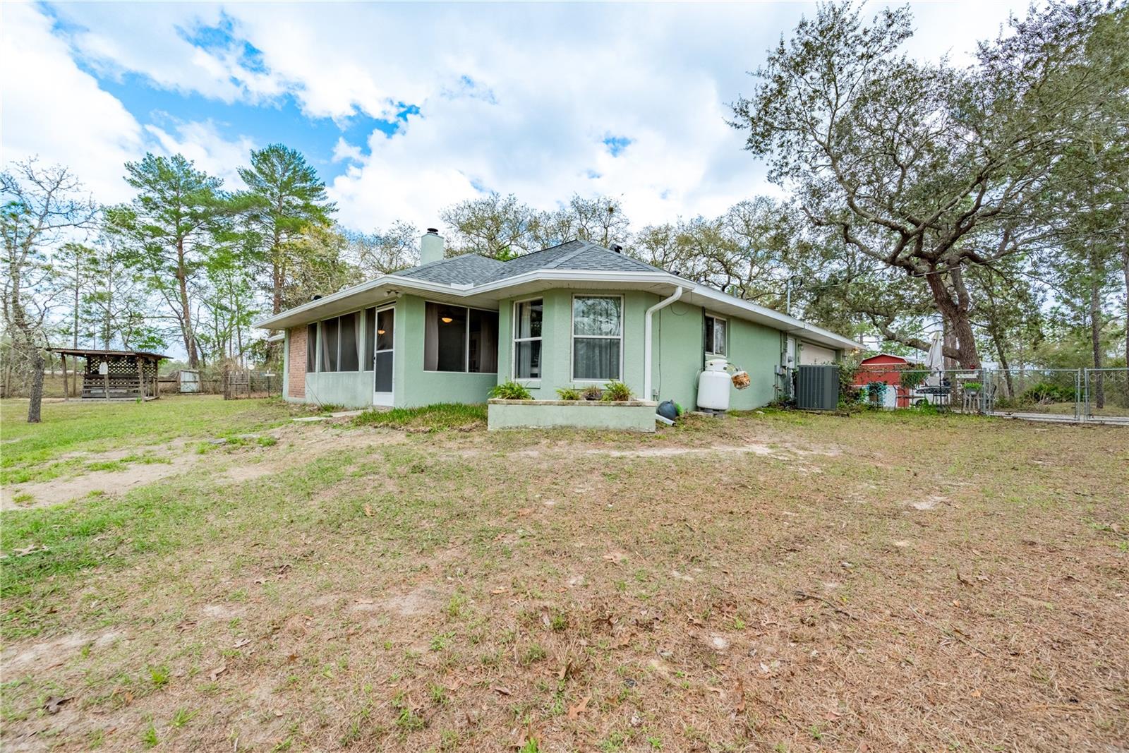 FOX GROVE FARMS - Residential