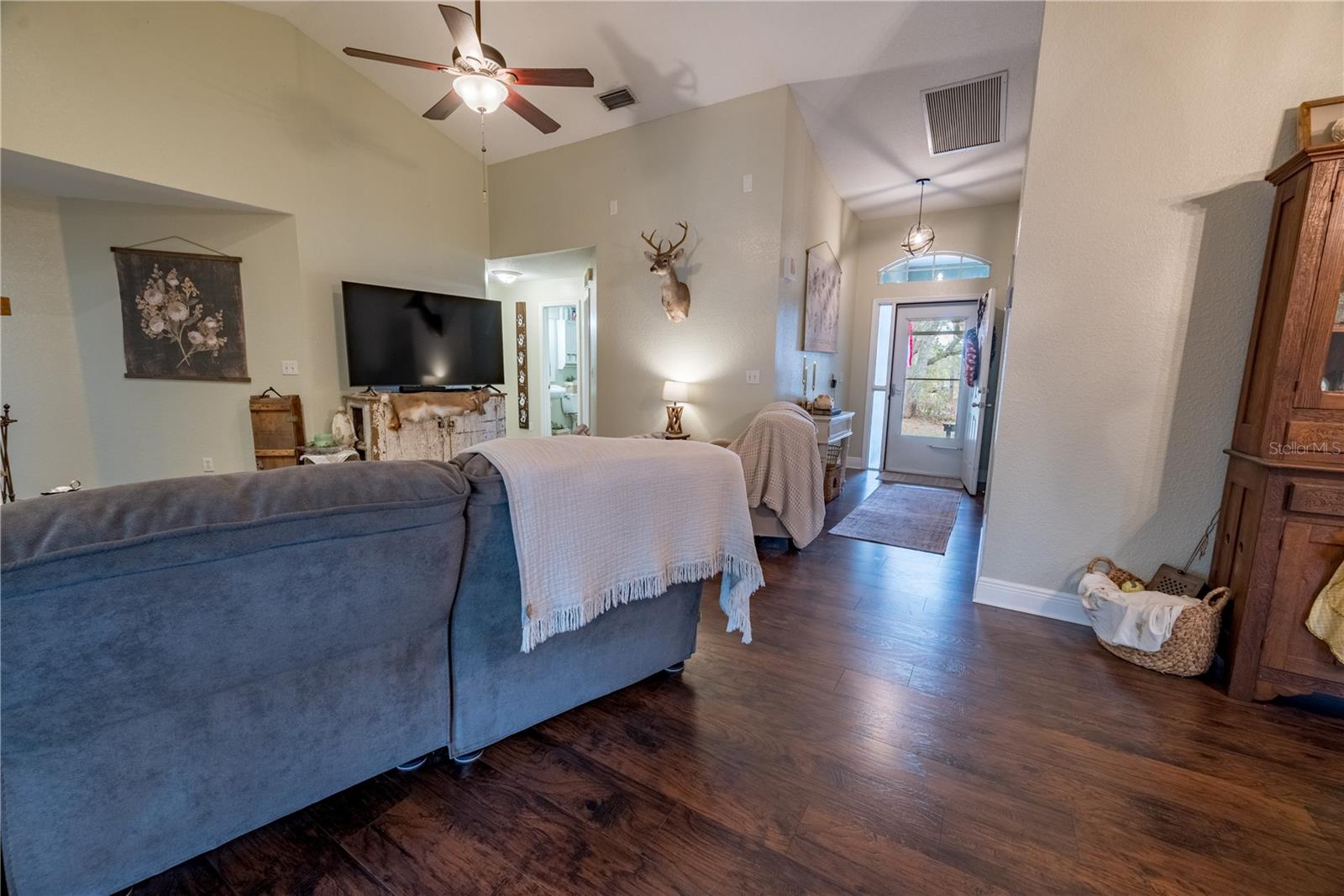 FOX GROVE FARMS - Residential