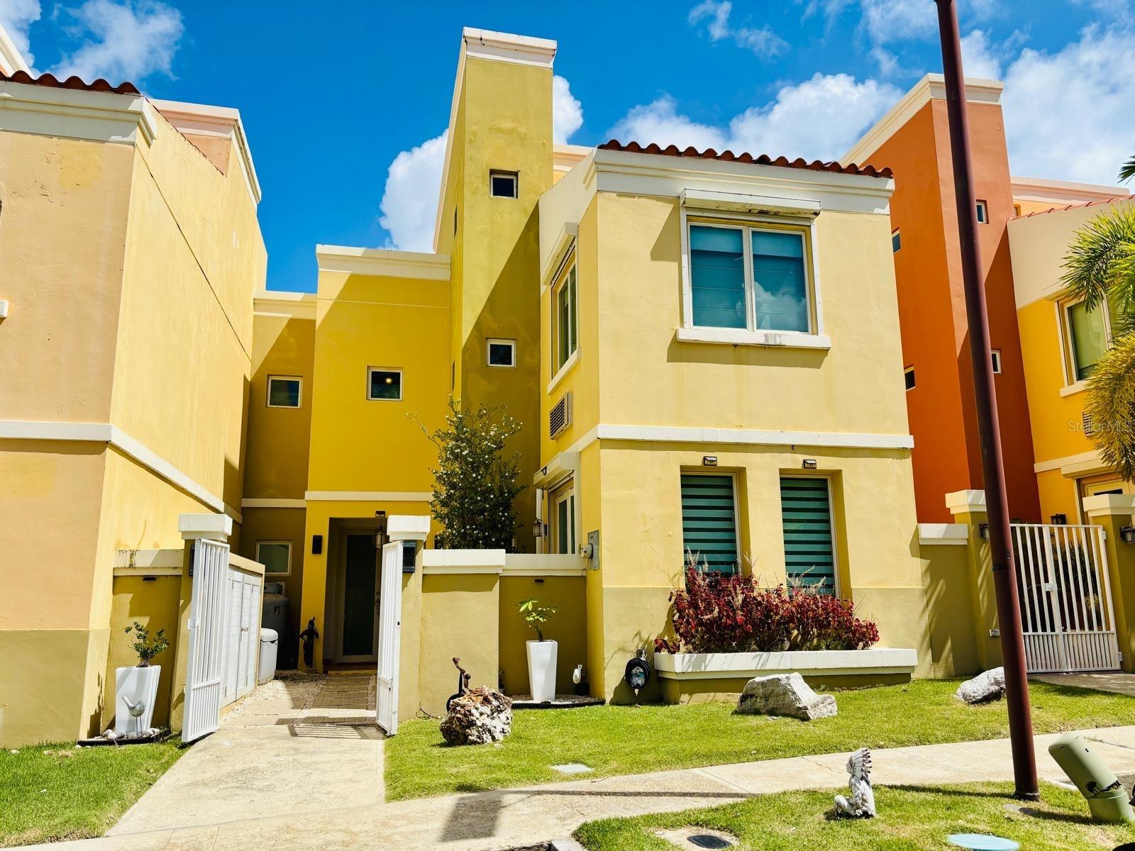 AQUABELLA AT PALMAS DEL MAR - Residential