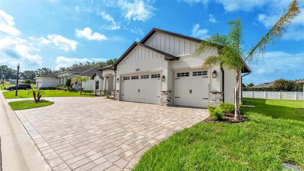 Photo of 2729 Sunrise Landing Lane, Lakeland, FL 33812 (MLS # L4962968)