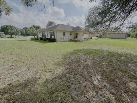 Tiny photo for 10417 SW 52nd Court, Ocala, FL 34476 (MLS # OM727427)