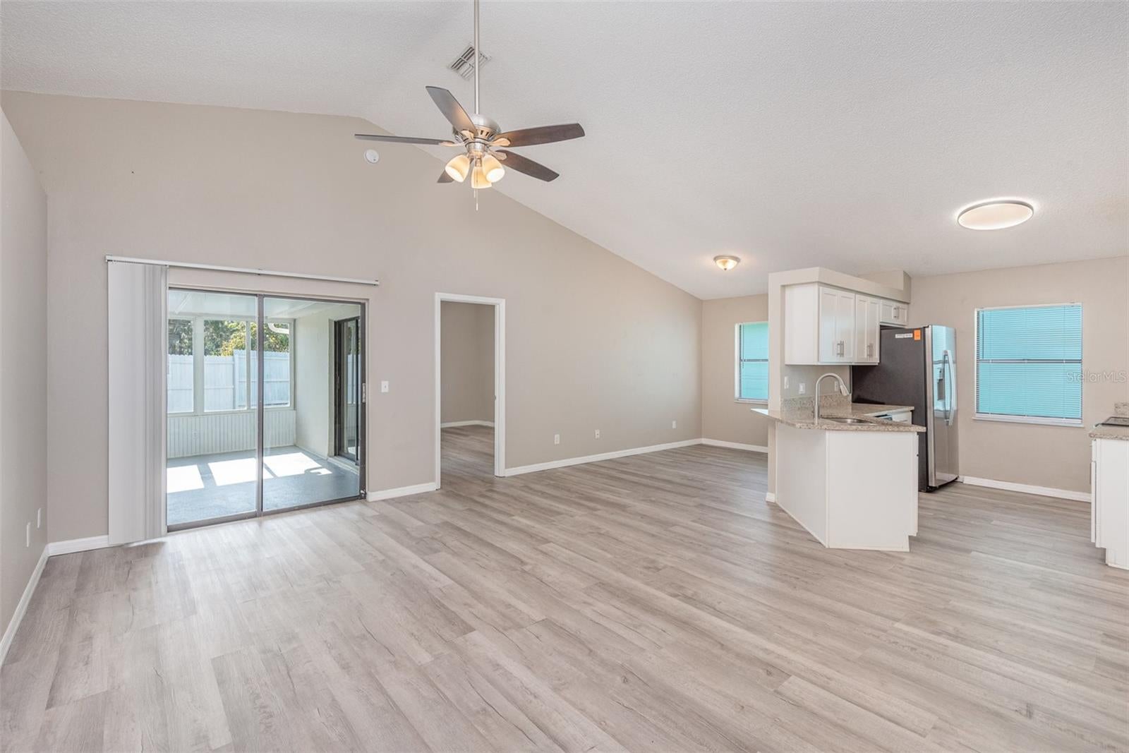 3846 LONG GROVE LANE
