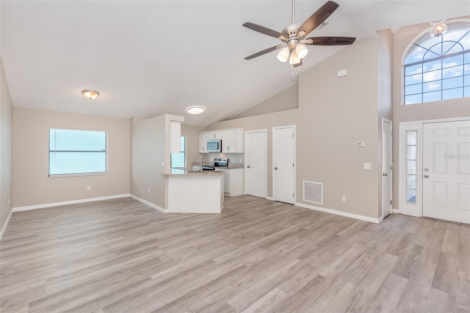 3846 LONG GROVE LANE