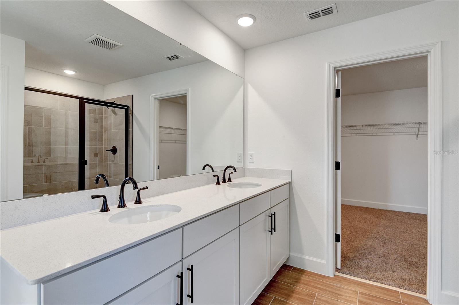 SEASONS AT WEKIVA RIDGE - Residential