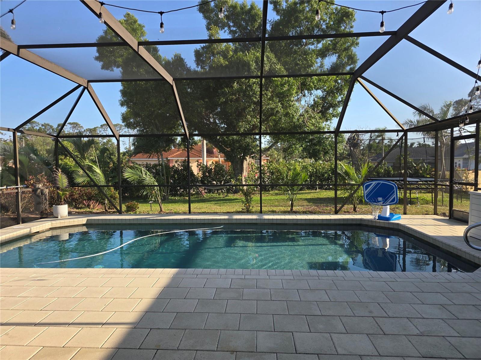 ARTIST ACRES - Residential