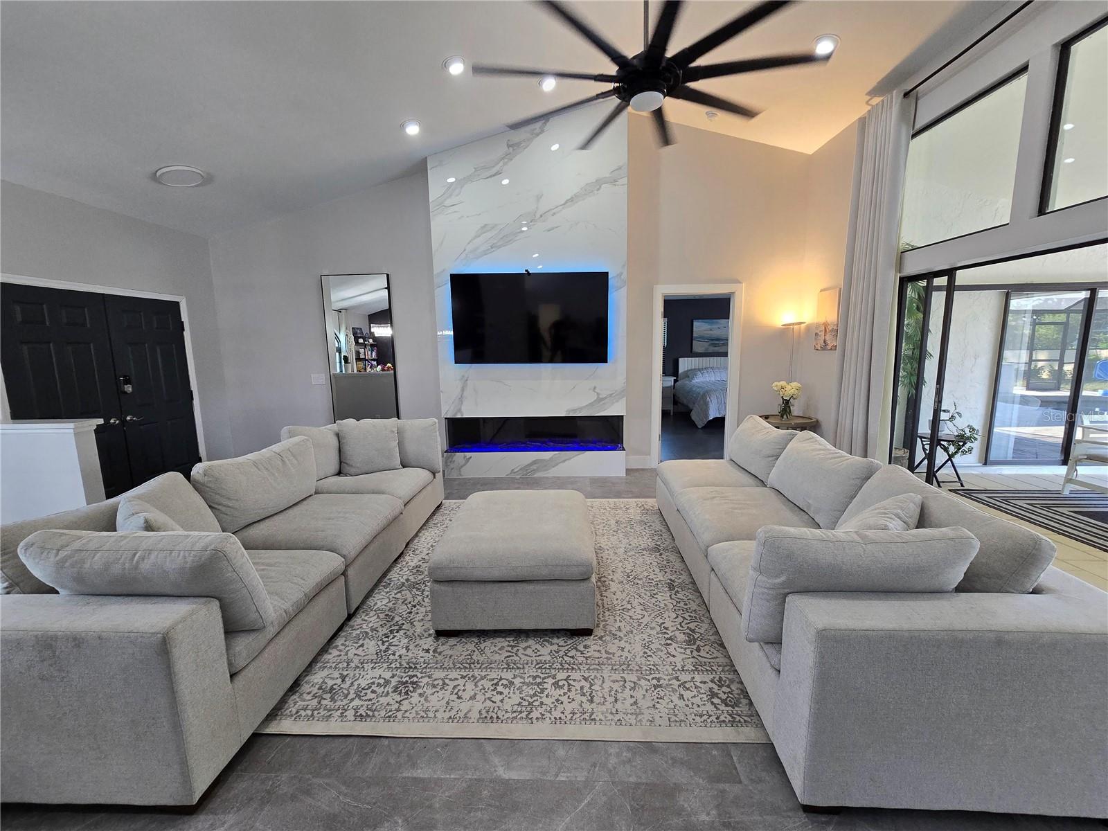 ARTIST ACRES - Residential