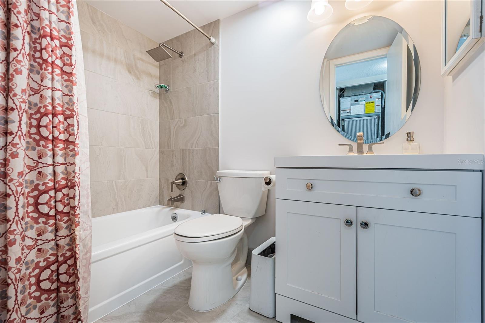 CASA DEL MAR CONDO III - Residential