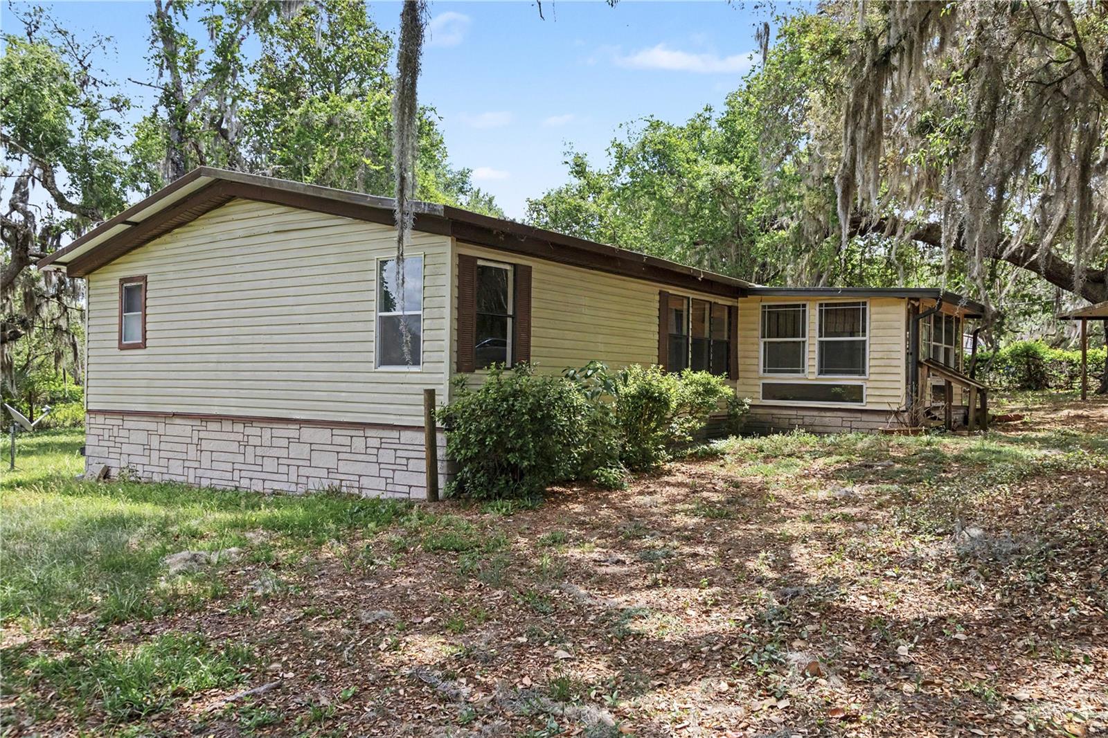 LONG LAKE ACRES - Residential