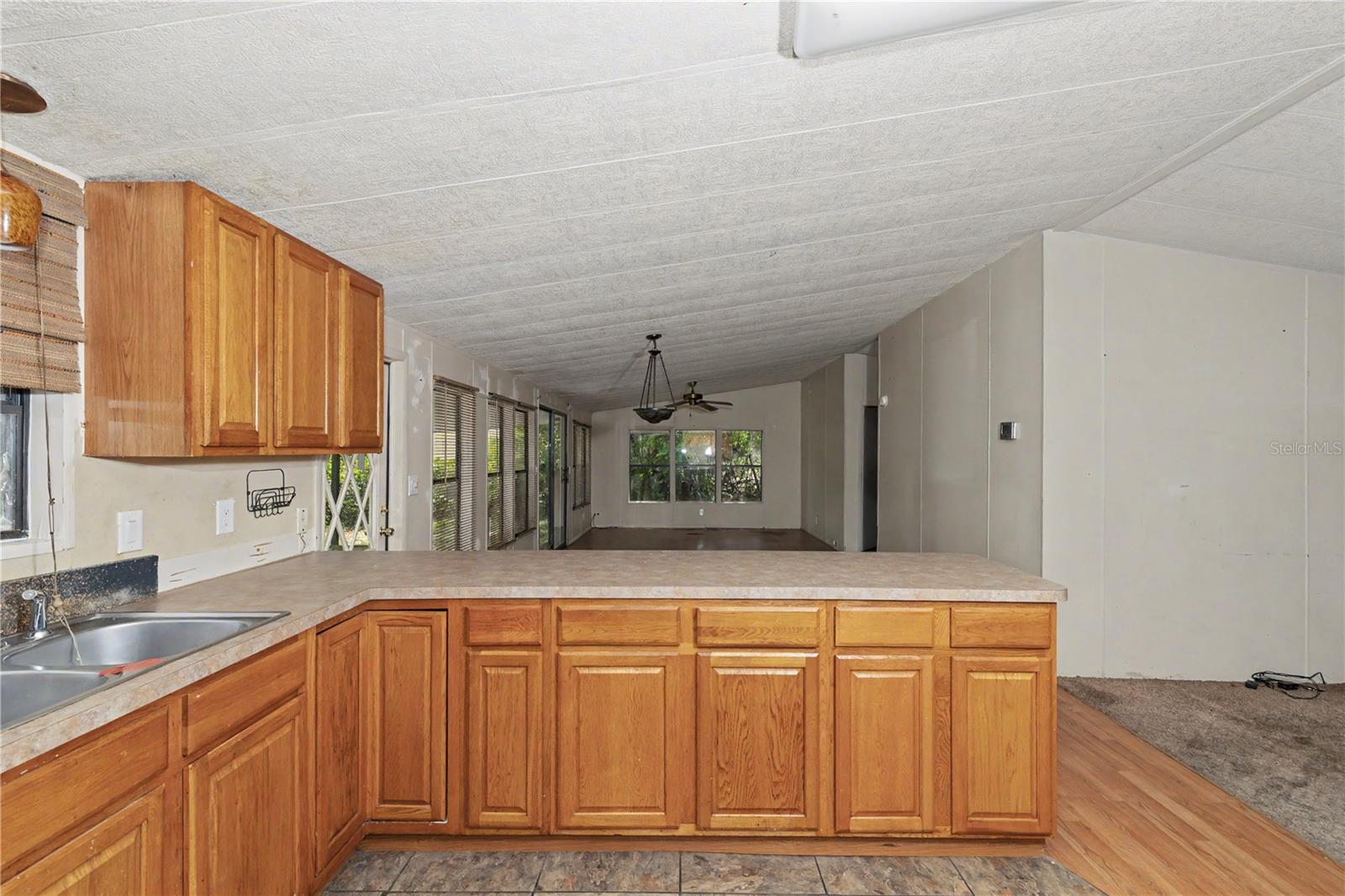 LONG LAKE ACRES - Residential