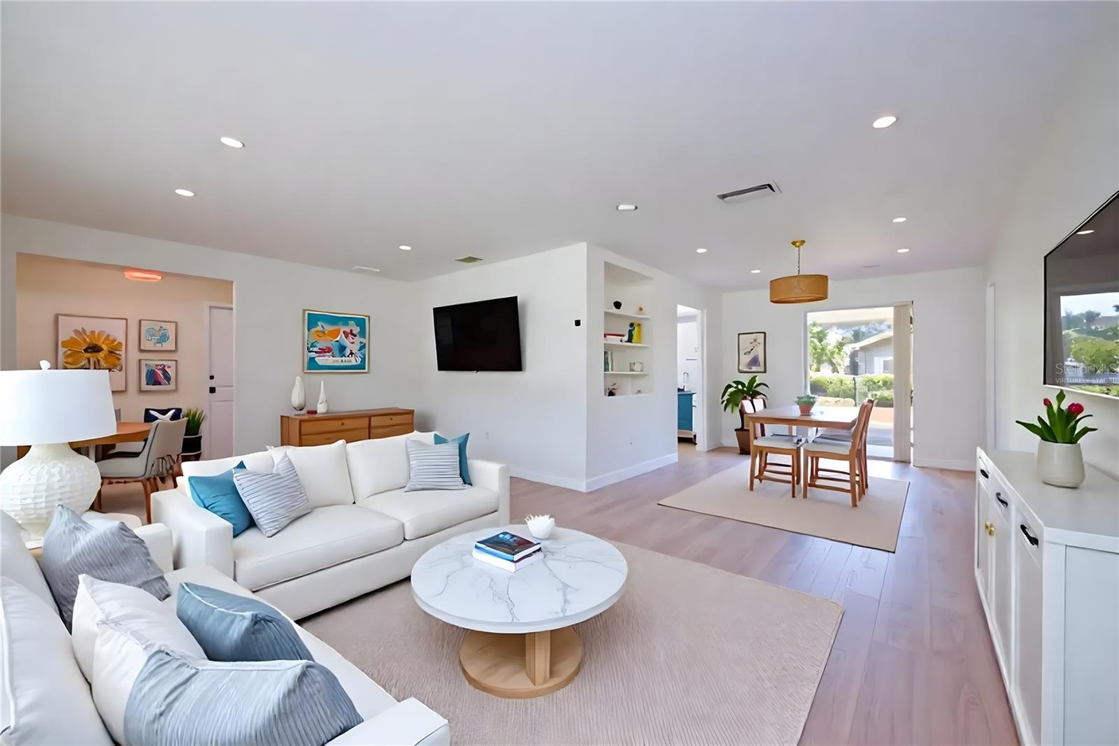2132 SANDPIPER DRIVE