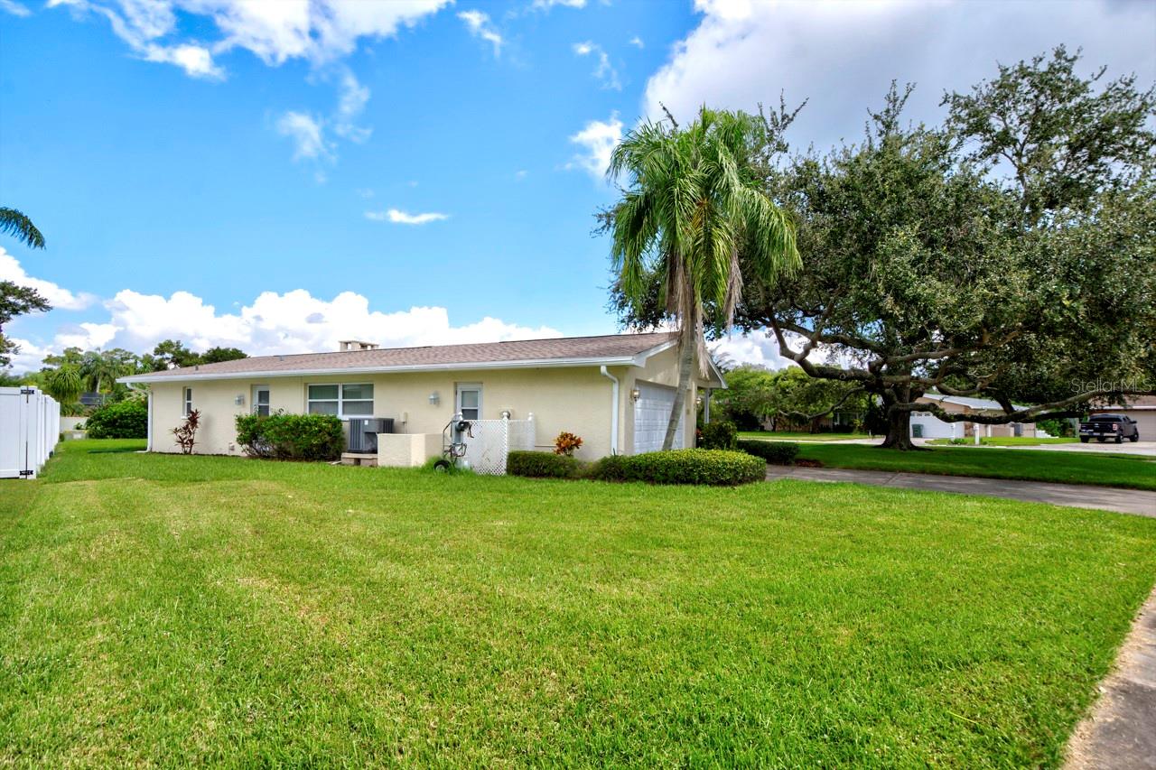 2132 SANDPIPER DRIVE