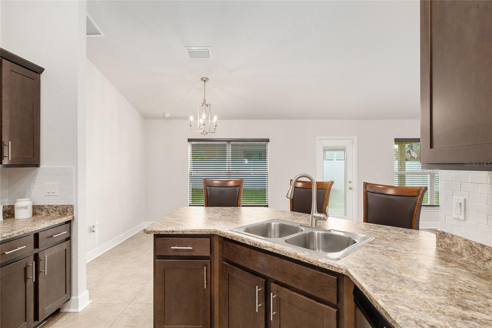 ST JAMES PARK - Residential