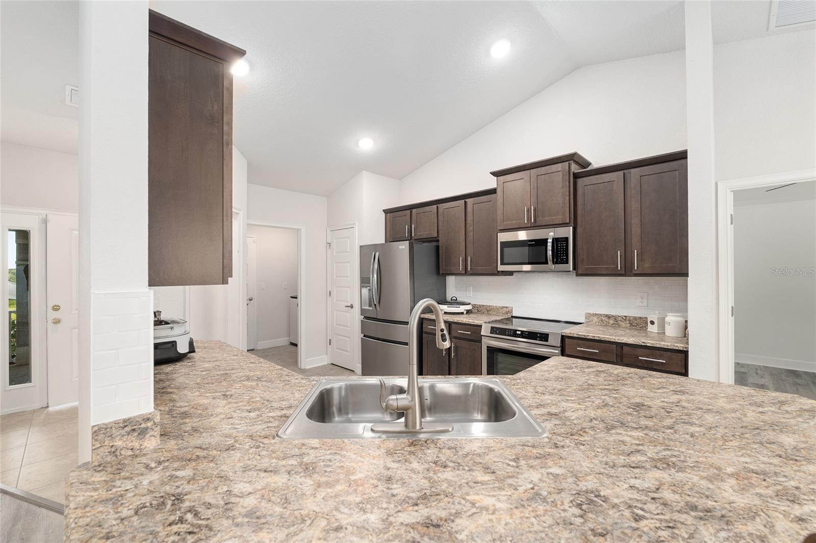 ST JAMES PARK - Residential