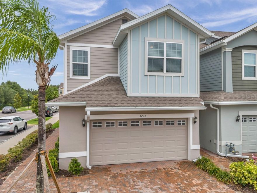 Corner Unit "Reagan" Floor Plan in the highly desirable Sandpiper Crest at Fishhawk West. Private side entry, 3 bedrooms, 2.5 bathrooms, plus loft with 2 car garage. Home features upgraded cabinets and quartz countertops throughout. Second floor master bedroom includes tray ceiling and large walk-in closet. Between the master suite and secondary bedrooms, you will find the spacious loft. New carpet upstairs. Energy efficient 16 Seer A/C unit, low-E Windows, gas range and tankless gas hot water heater. HOA Fee includes maintenance for roof and exterior of the home.