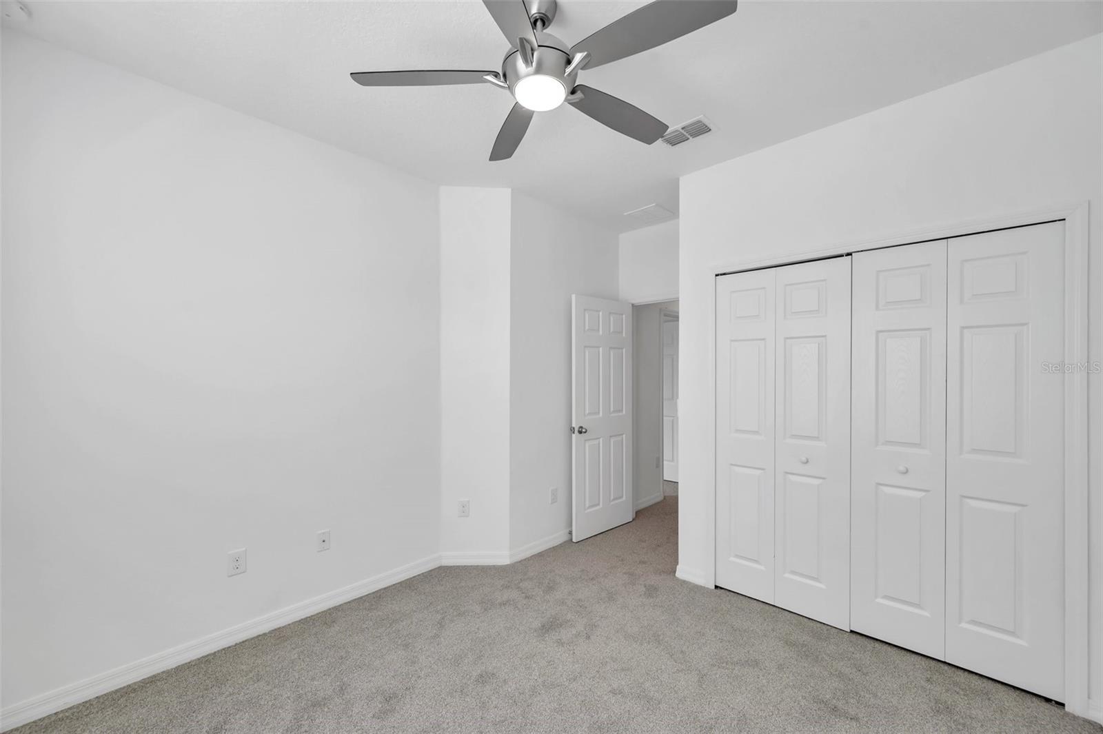 FISHHAWK RANCH WEST TWNHMS - Residential