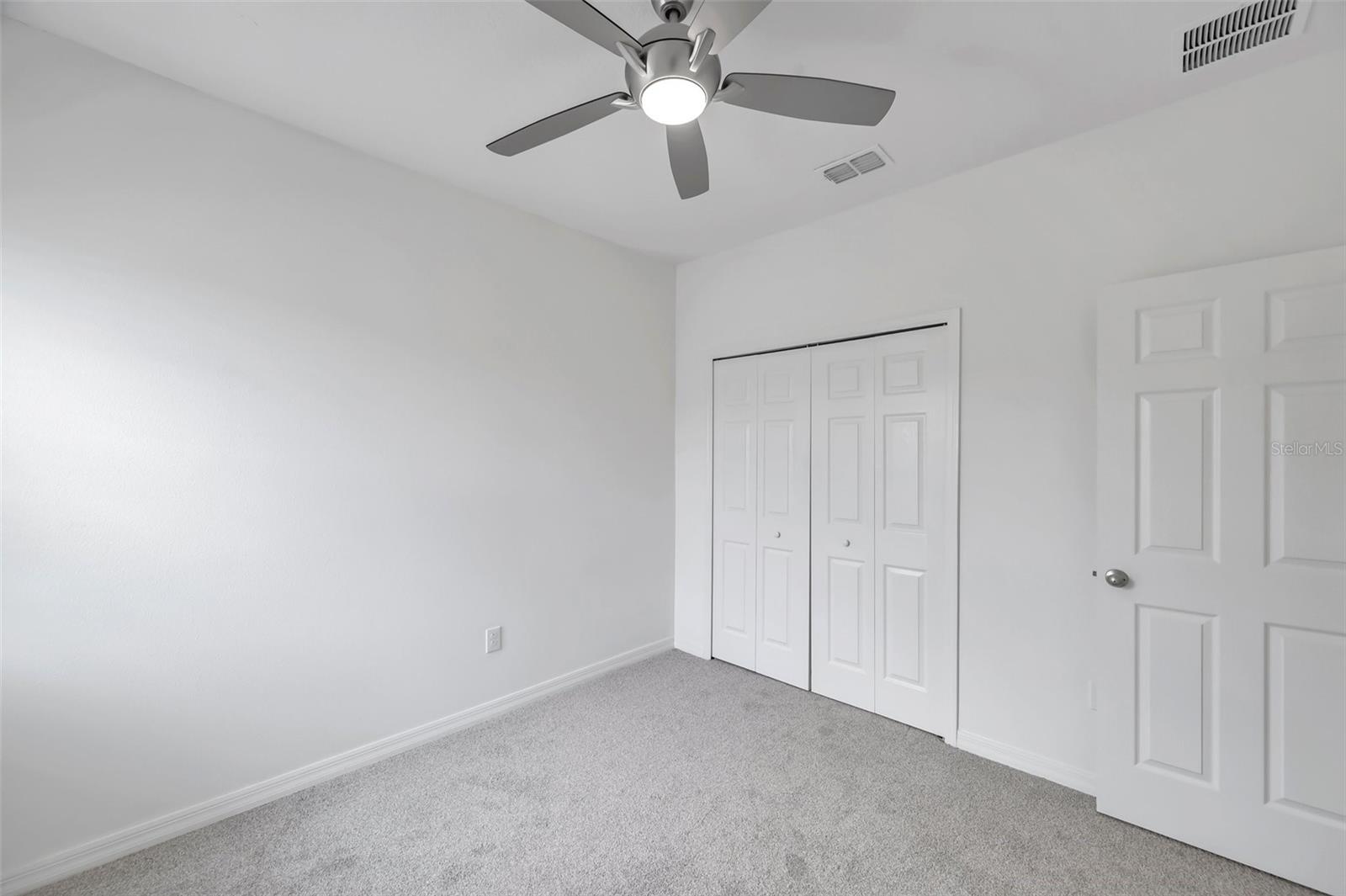 FISHHAWK RANCH WEST TWNHMS - Residential