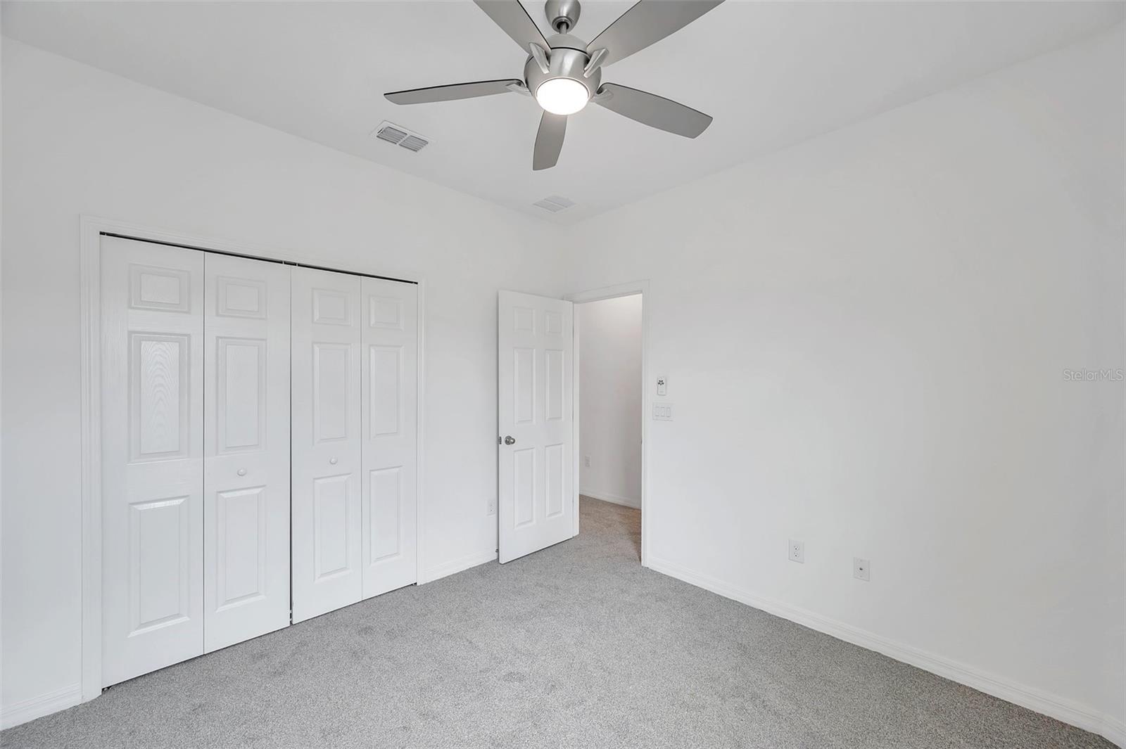 FISHHAWK RANCH WEST TWNHMS - Residential