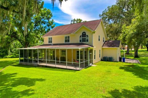 A home in SEFFNER