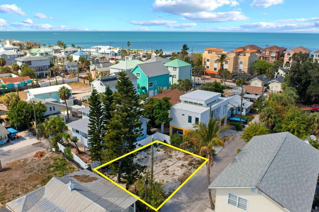 Photo of 119 95th Avenue, Treasure Island, FL 33706 (MLS # TB8492099)