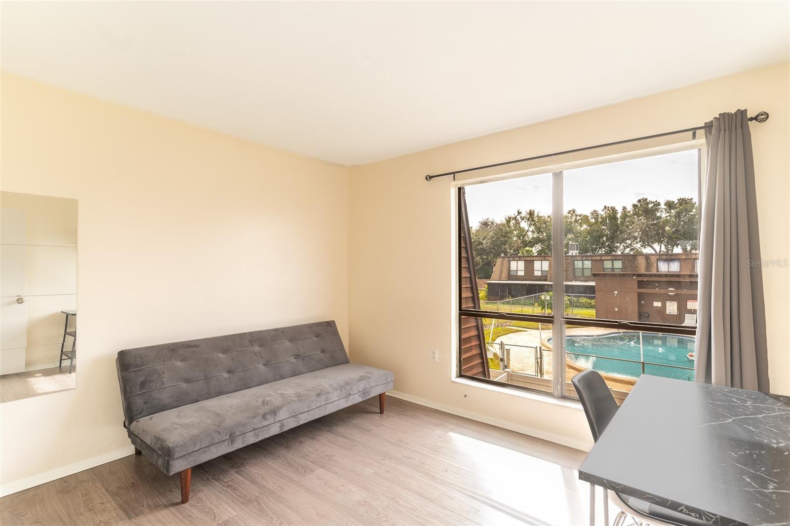 GROVETHE - Residential