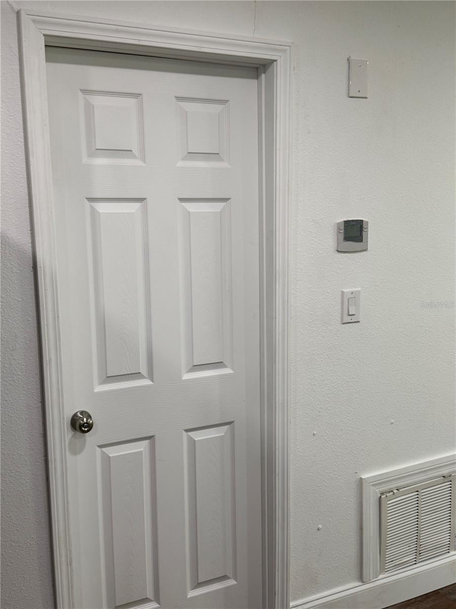 LOCKHARTS SUB - Residential