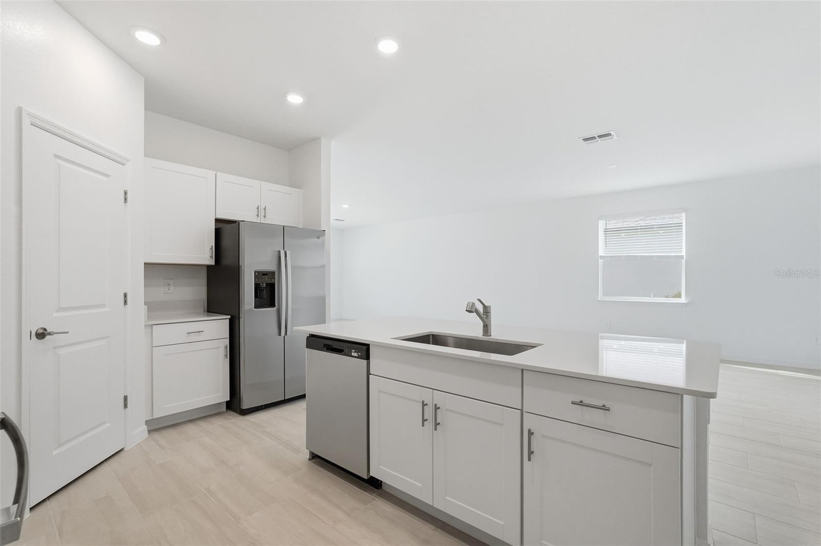 CONNERTON VILLAGE - Residential Lease