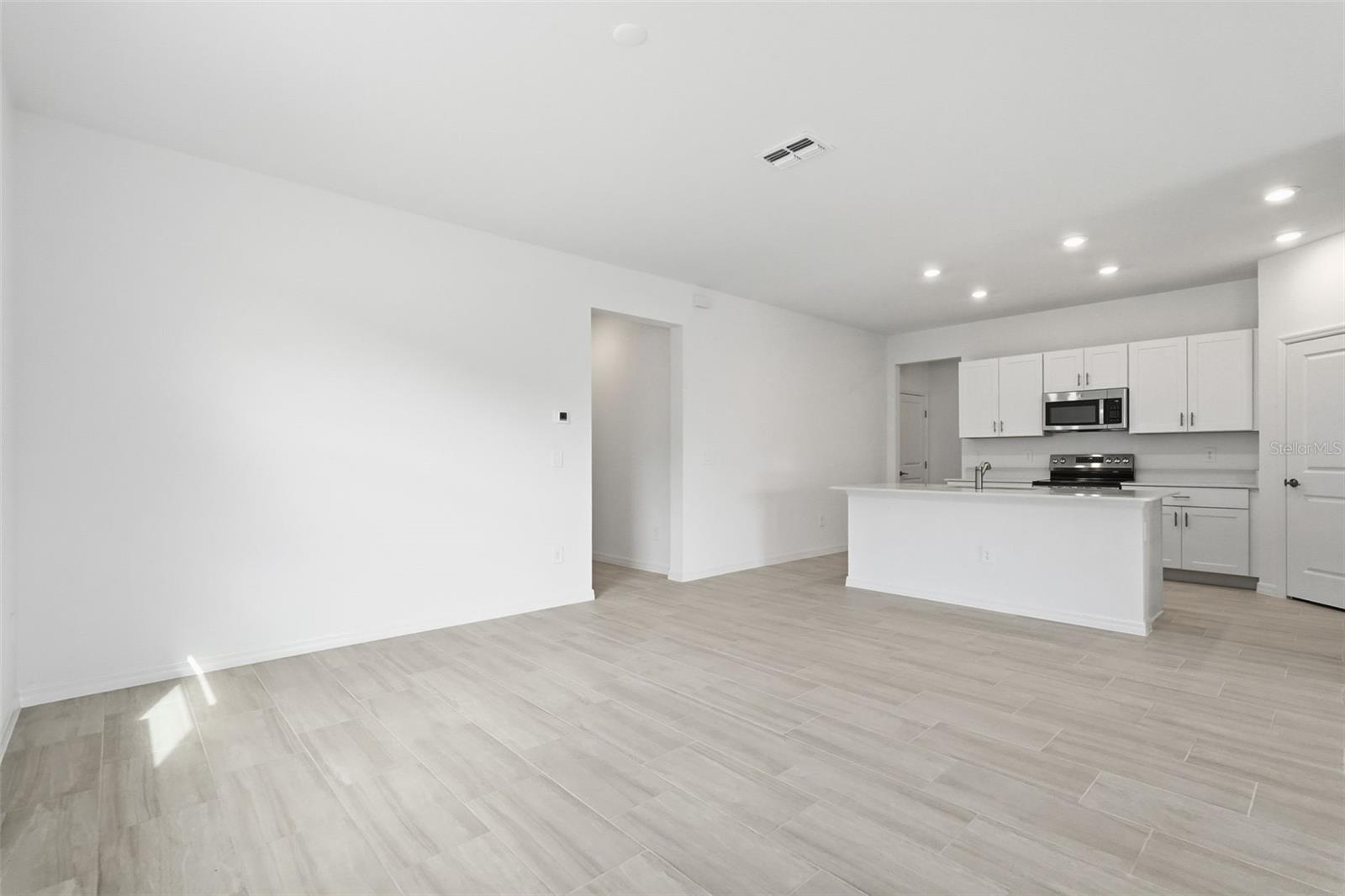 CONNERTON VILLAGE - Residential Lease