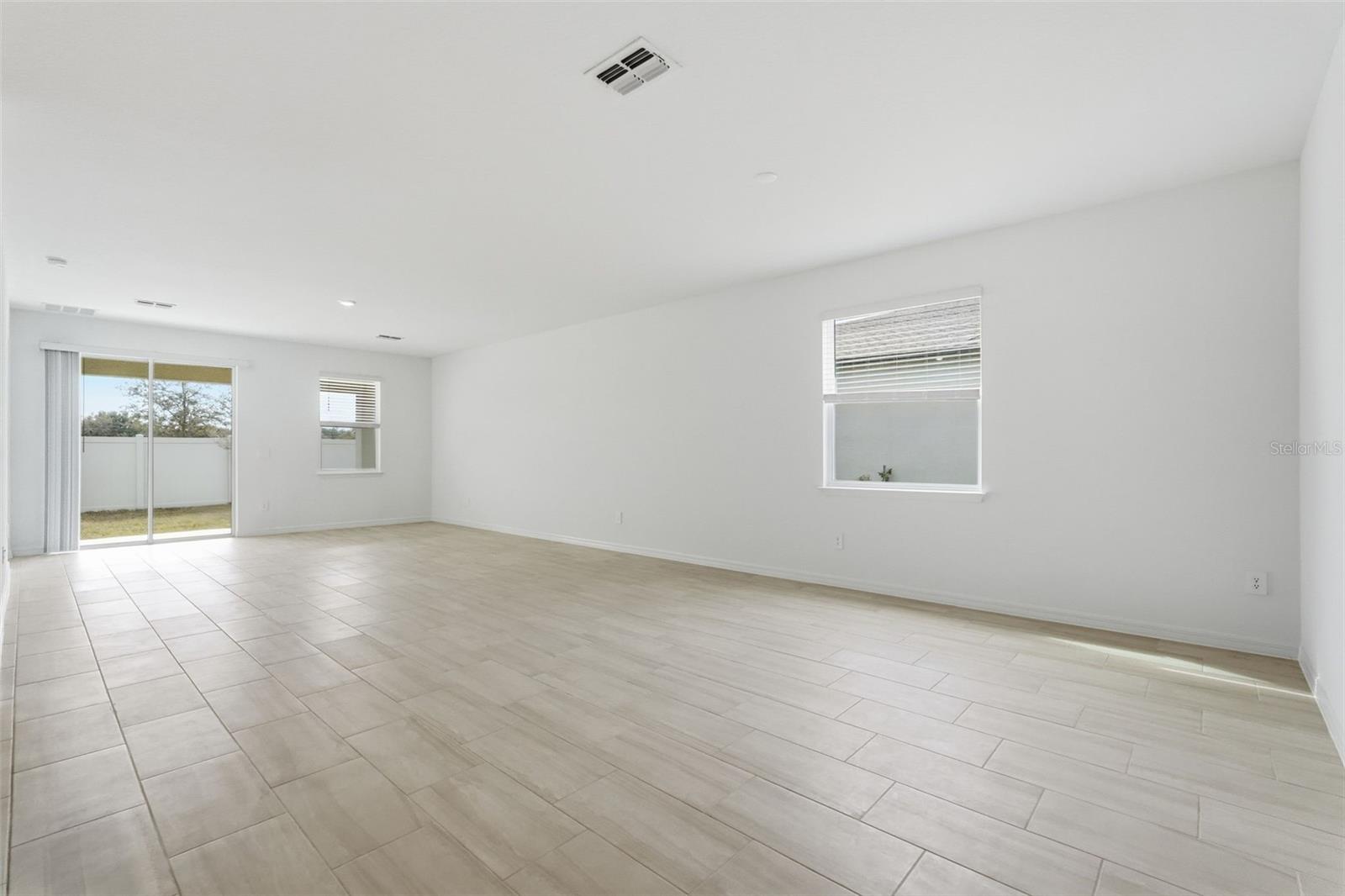 CONNERTON VILLAGE - Residential Lease