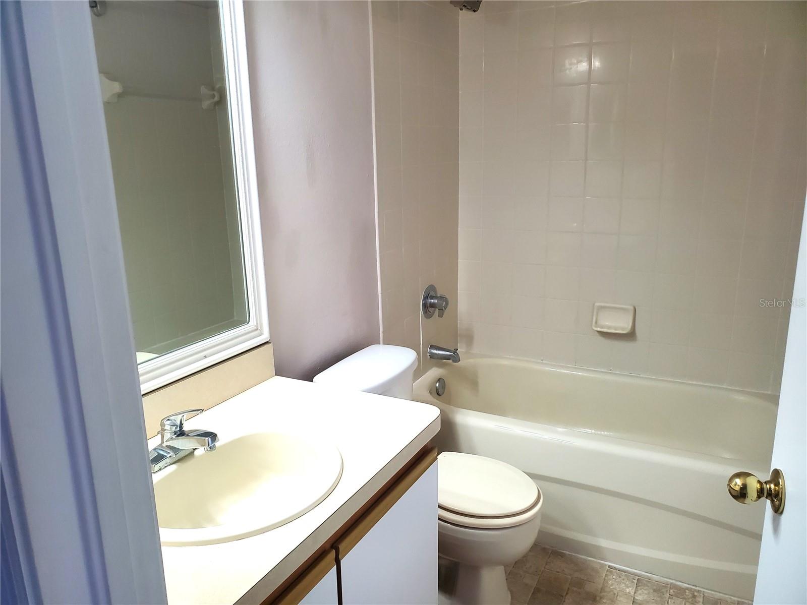 MEADOW POINTE PRCL 16 - Residential Lease