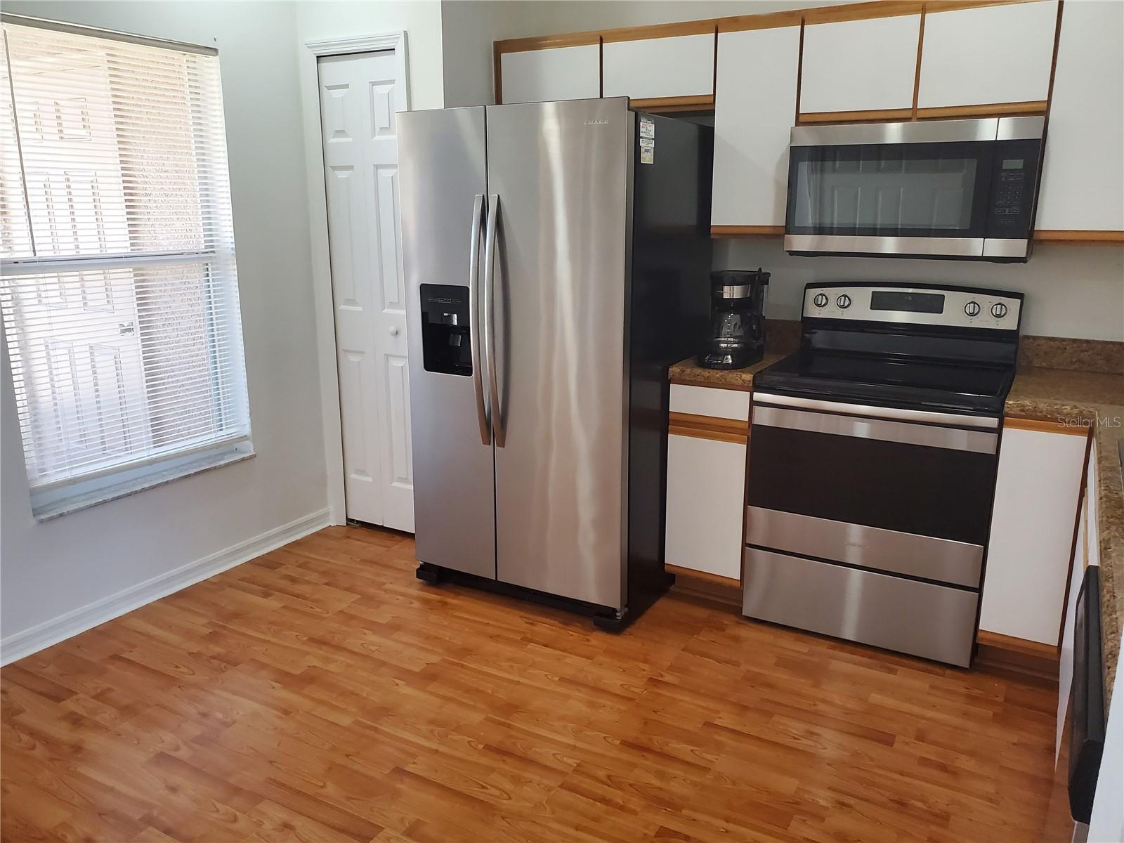 MEADOW POINTE PRCL 16 - Residential Lease