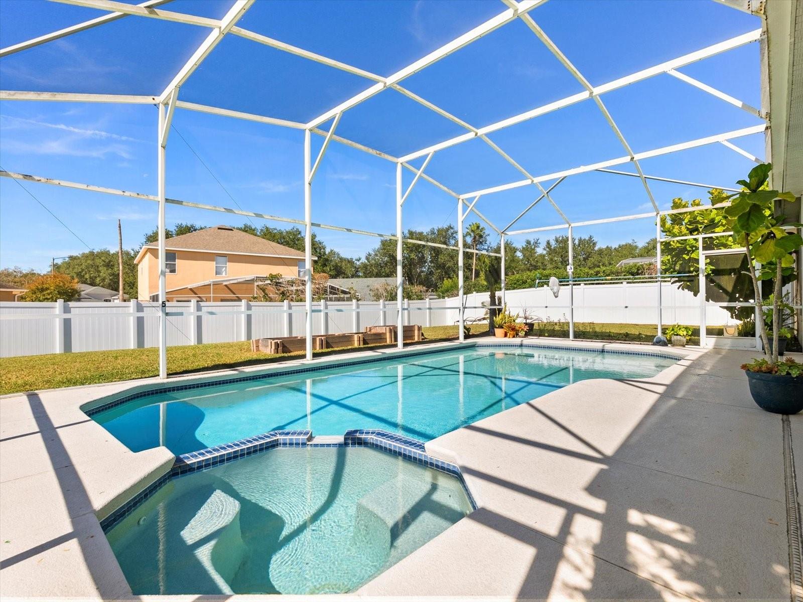 HAMPTON ESTATES - Residential