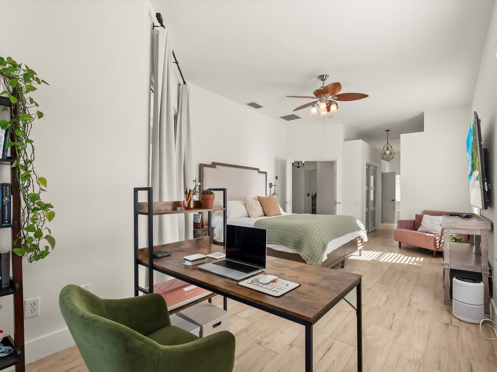 HAMPTON ESTATES - Residential