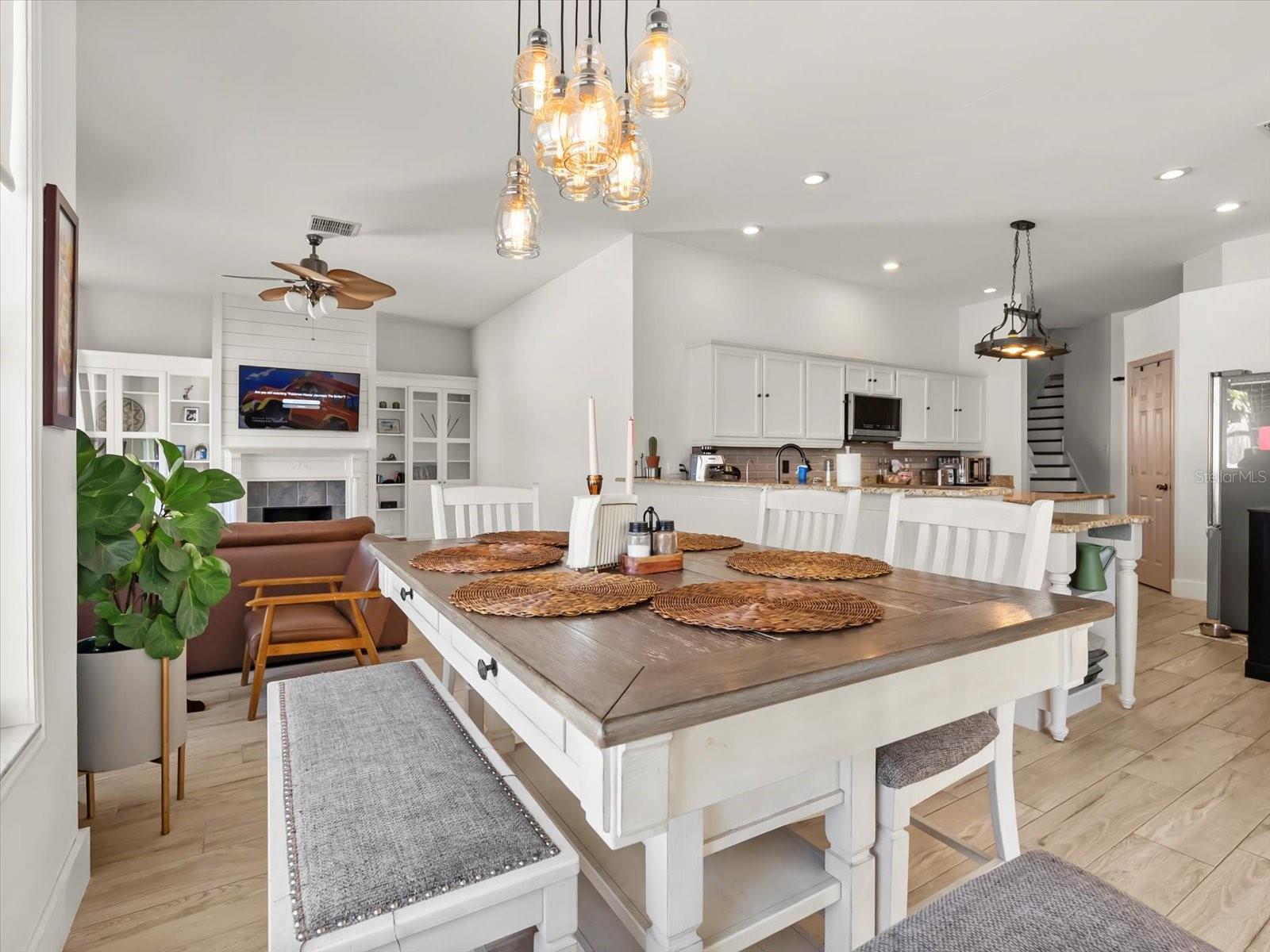 HAMPTON ESTATES - Residential