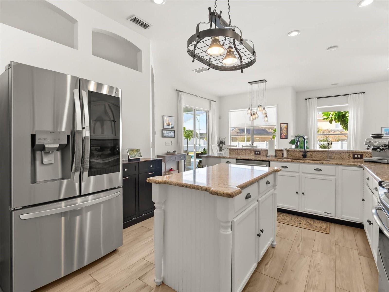 HAMPTON ESTATES - Residential